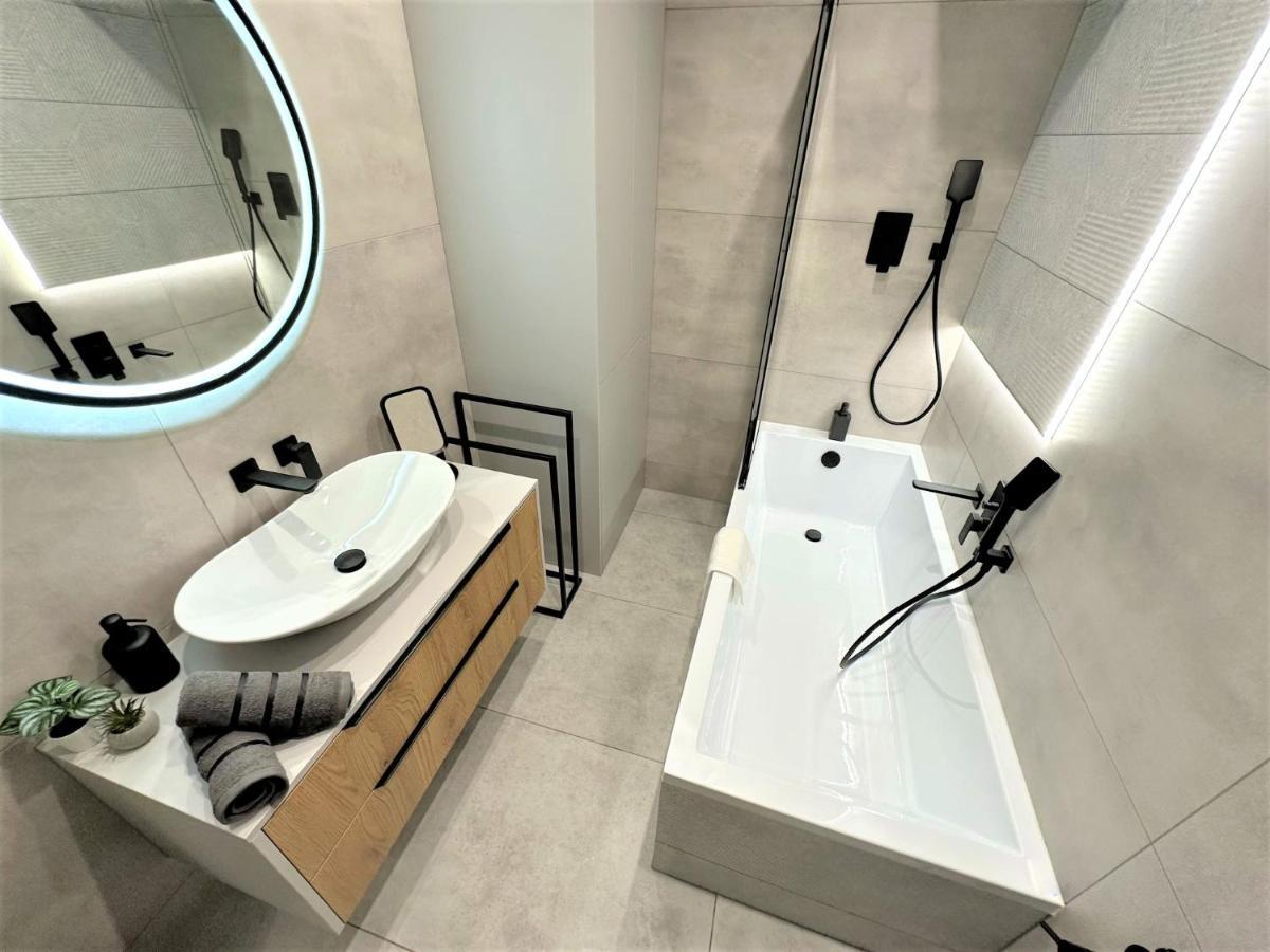 Luxury 100M2 Loft Design-Apartment At Wawel + Netflix Kraków Zewnętrze zdjęcie