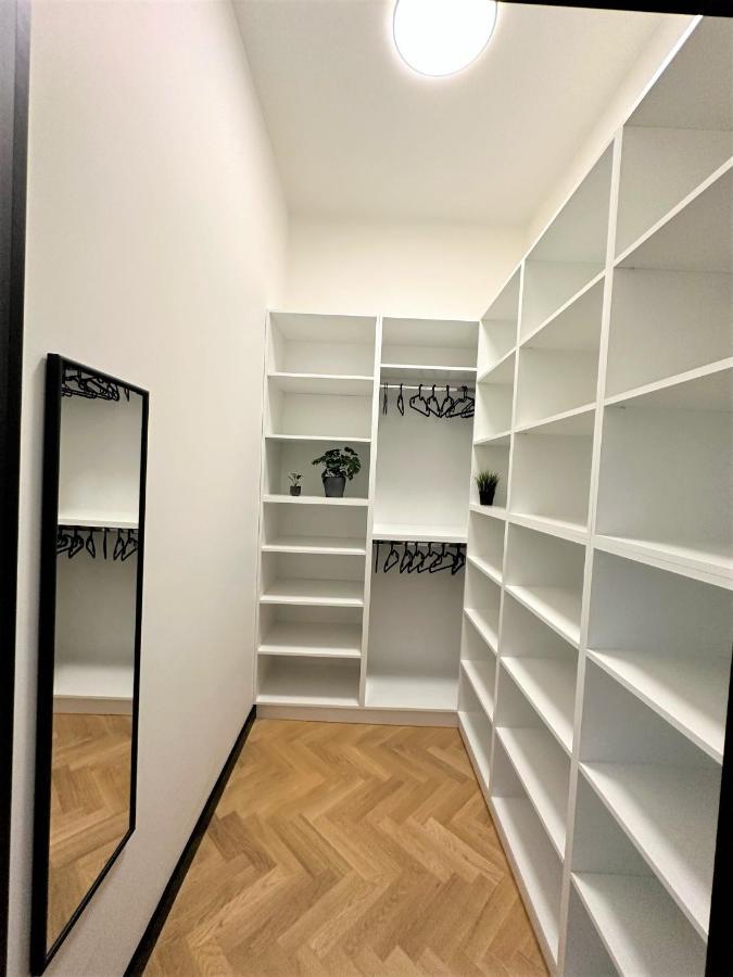 Luxury 100M2 Loft Design-Apartment At Wawel + Netflix Kraków Zewnętrze zdjęcie